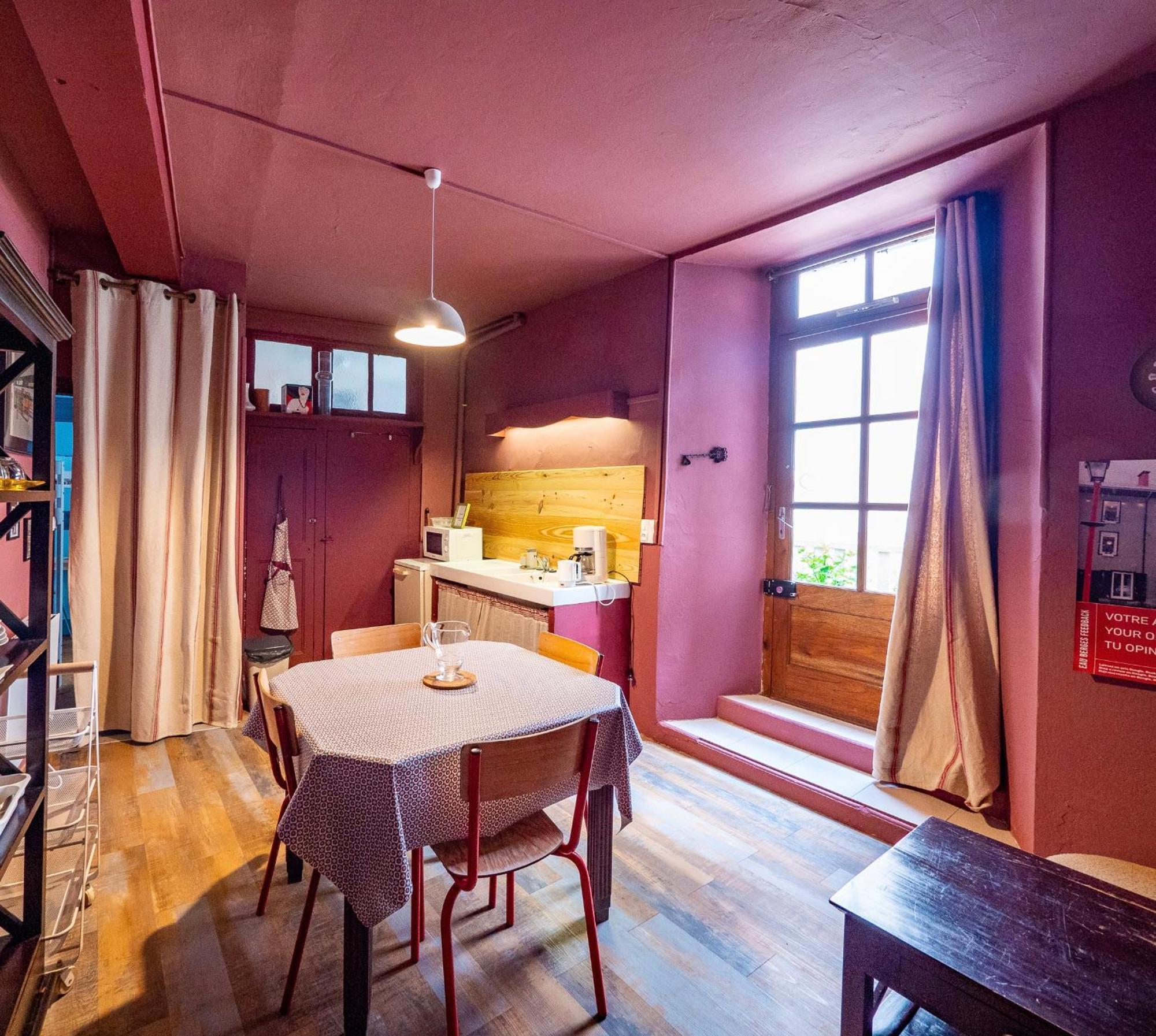 Eau Berges Hostel Val-de-Sos Εξωτερικό φωτογραφία