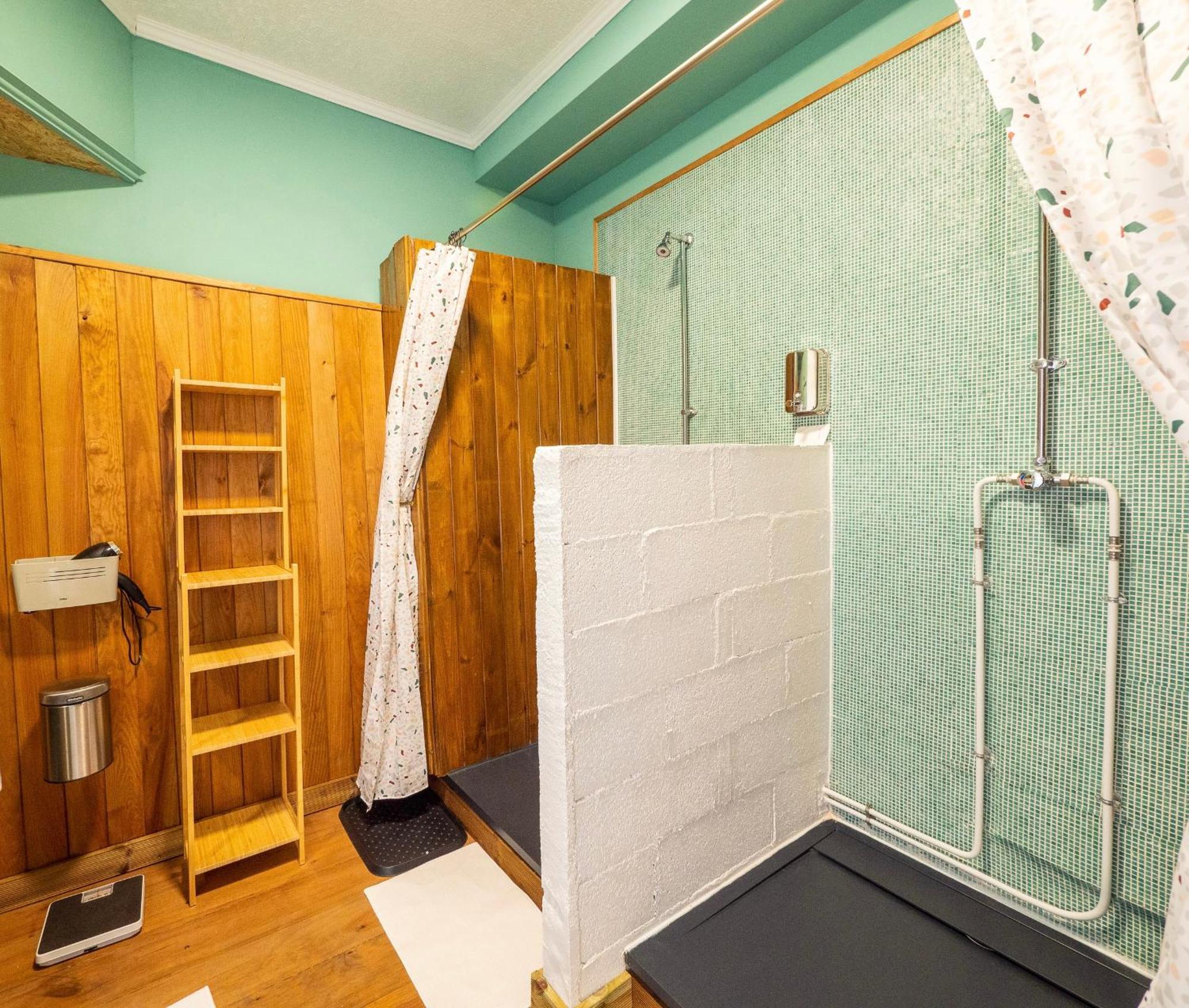 Eau Berges Hostel Val-de-Sos Εξωτερικό φωτογραφία
