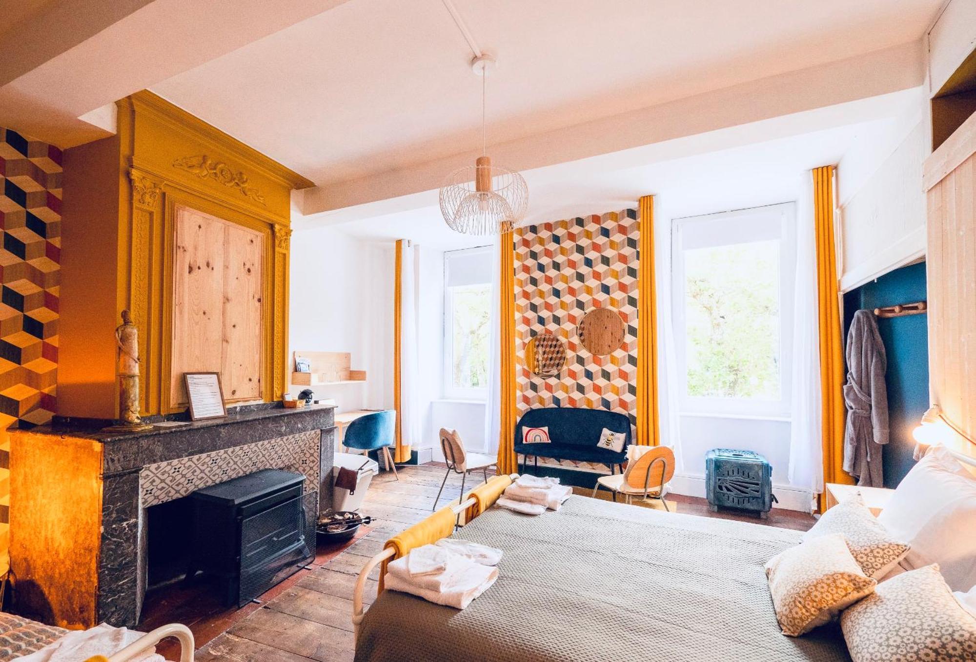 Eau Berges Hostel Val-de-Sos Εξωτερικό φωτογραφία